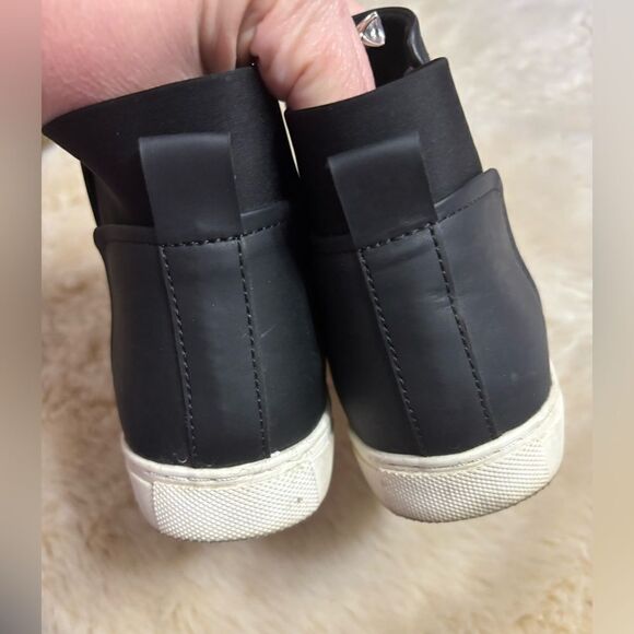 Kenneth Cole Women's Reaction, Jodi, Slip-On Shoes-Black size 6 - Picture 2 of 7